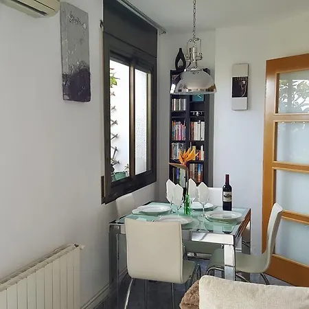 Penthouse Pujos Apartment L'Hospitalet de Llobregat